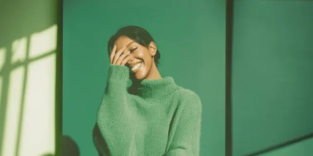 Knitwear Photography: Keep the Stitch in Every Shot