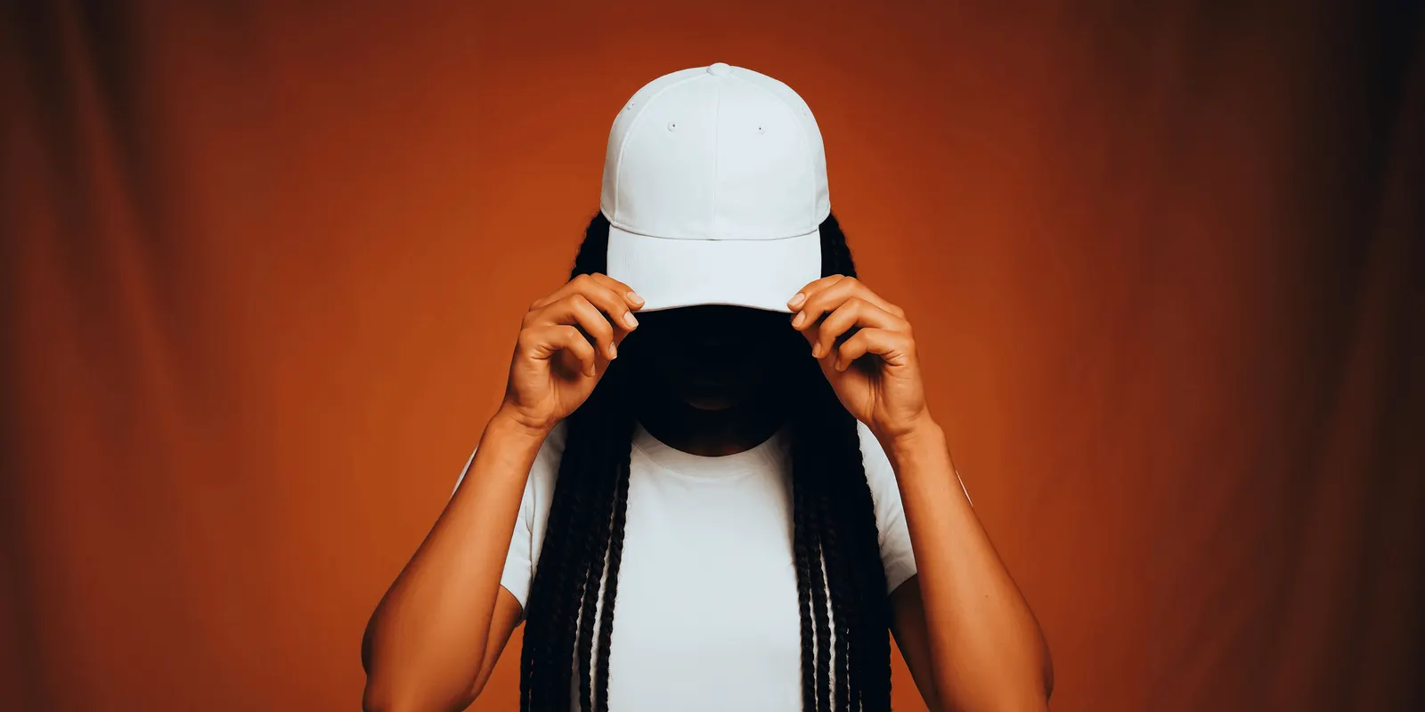Hat Photoshoot Ideas: 18 Shots and What Each Needs